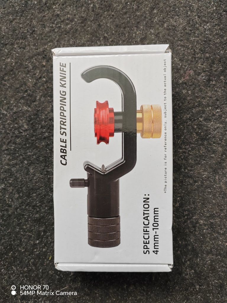 Decojitor cabluri electrice, dezizolator cabluri