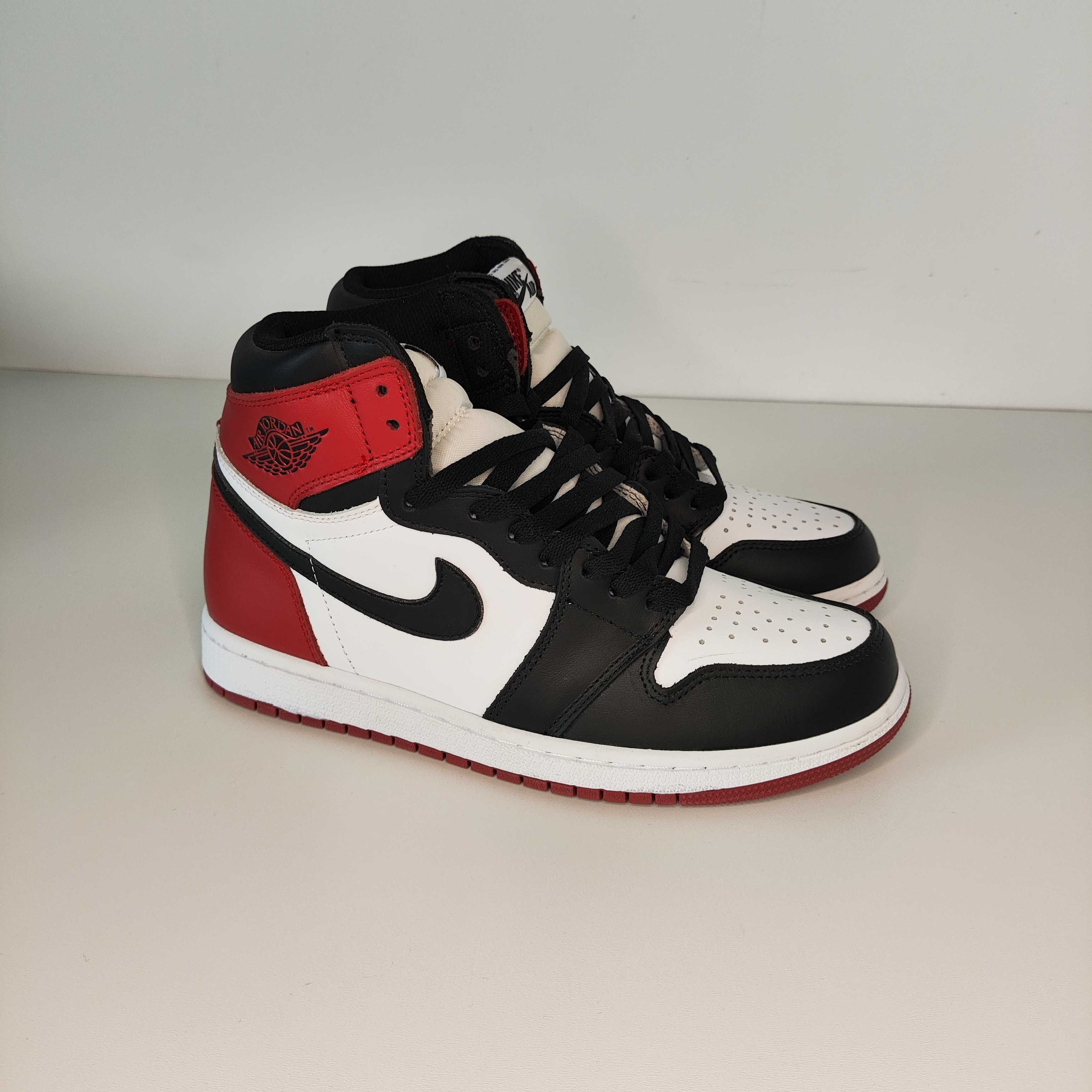 NIKE Air Jordan 1 Retro High, OG Black Toe