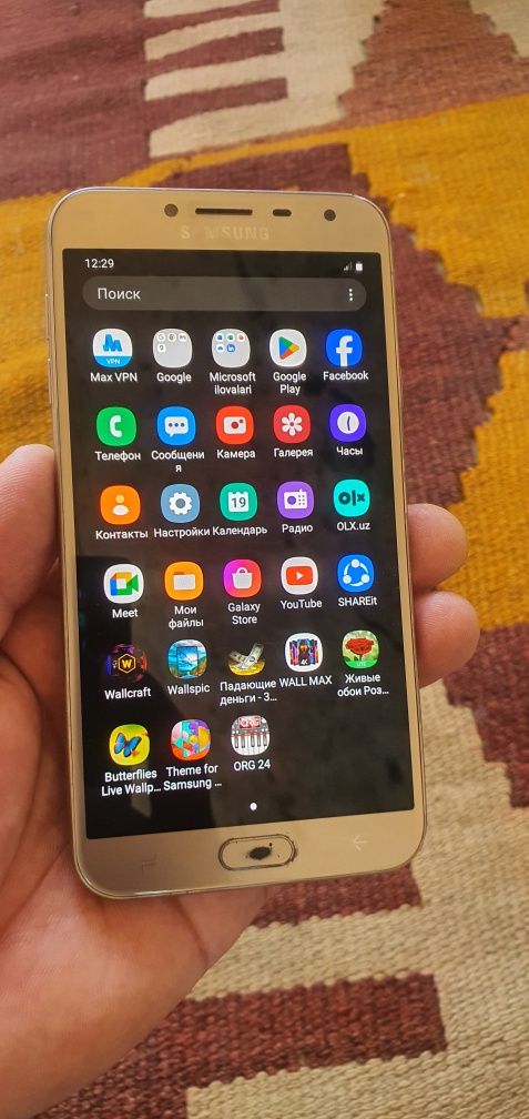 Телефон Samsung J4 2019