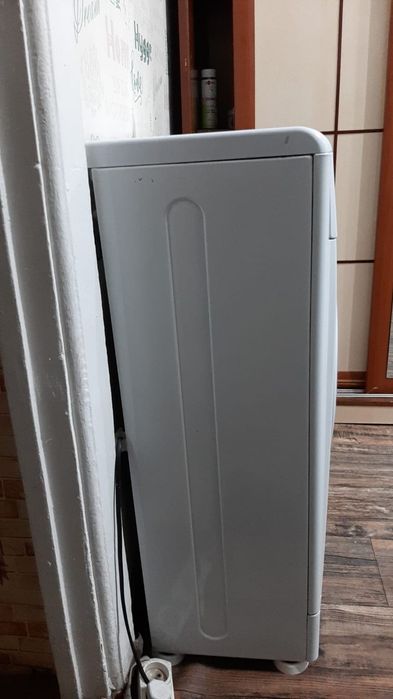 Продам стиральную машину Индэзит