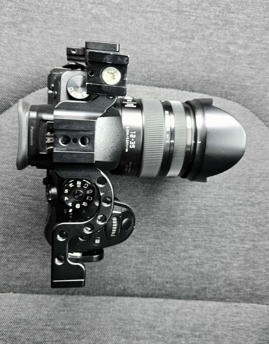 Panasonic Lumix GH5 obiectiv + 12-35 2.8 ii + 45-150