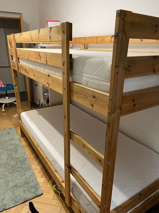 Pat lemn pin supraetajat ikea
