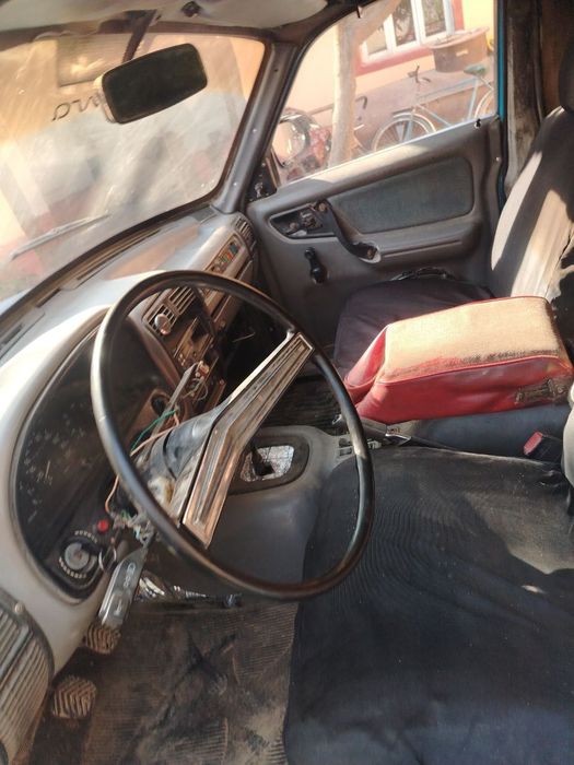 Pikap dakumenti 100 kamchiligi yuq ishga tayyor  barter  bor kelishami