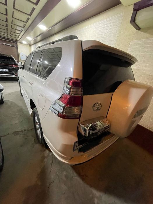 Land Crusier Prado 150