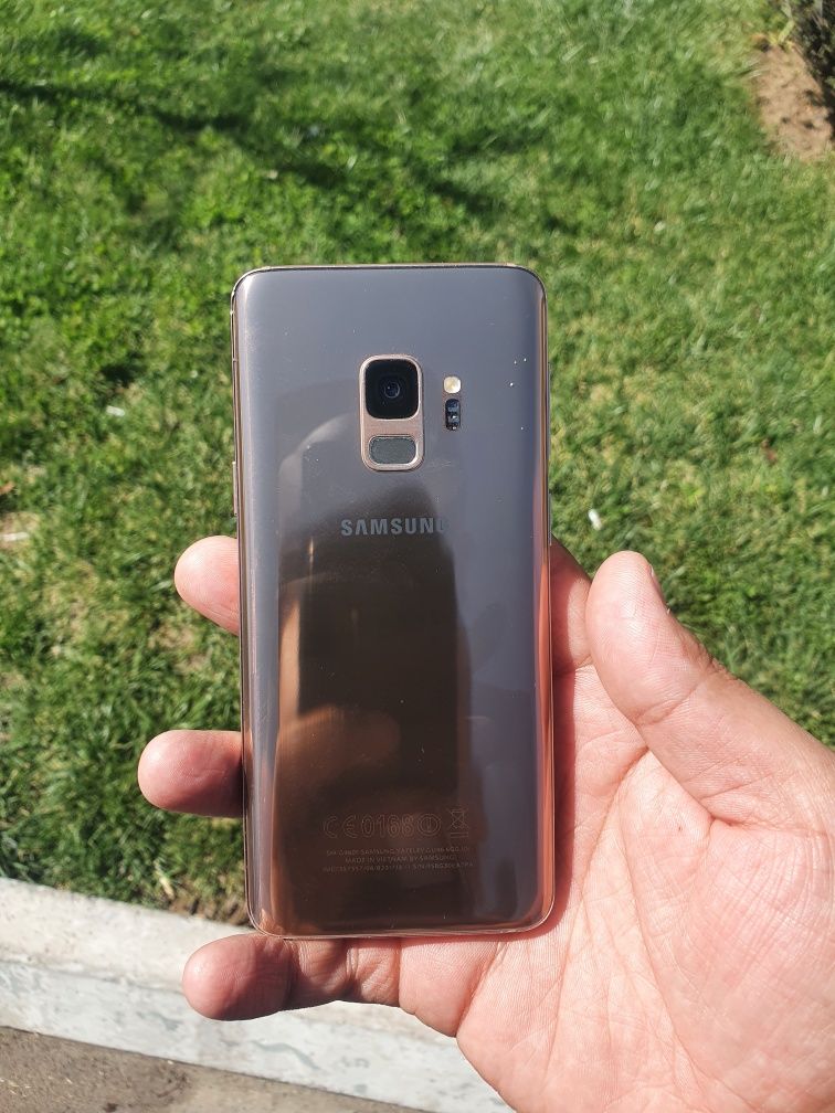 samsung S9 telefoni