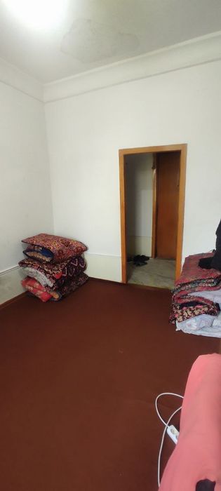 Chilonzor 1 kv uy sotiladi