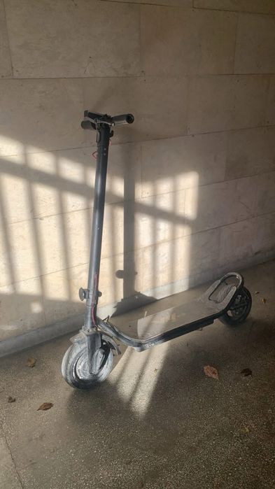 Тротинетка за части здрава батерия
