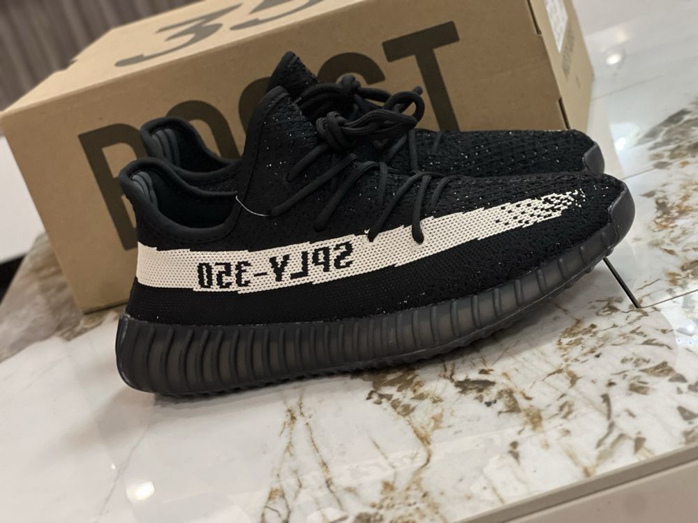 Adidas Yeezy Boost 350 V2