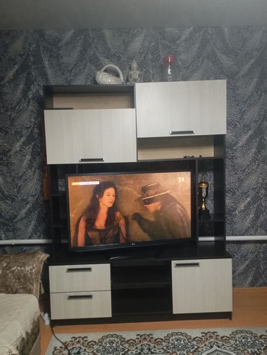 Срочно продам стенку