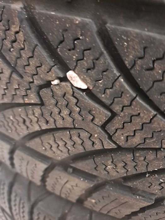 Зимни гуми 195/60R15