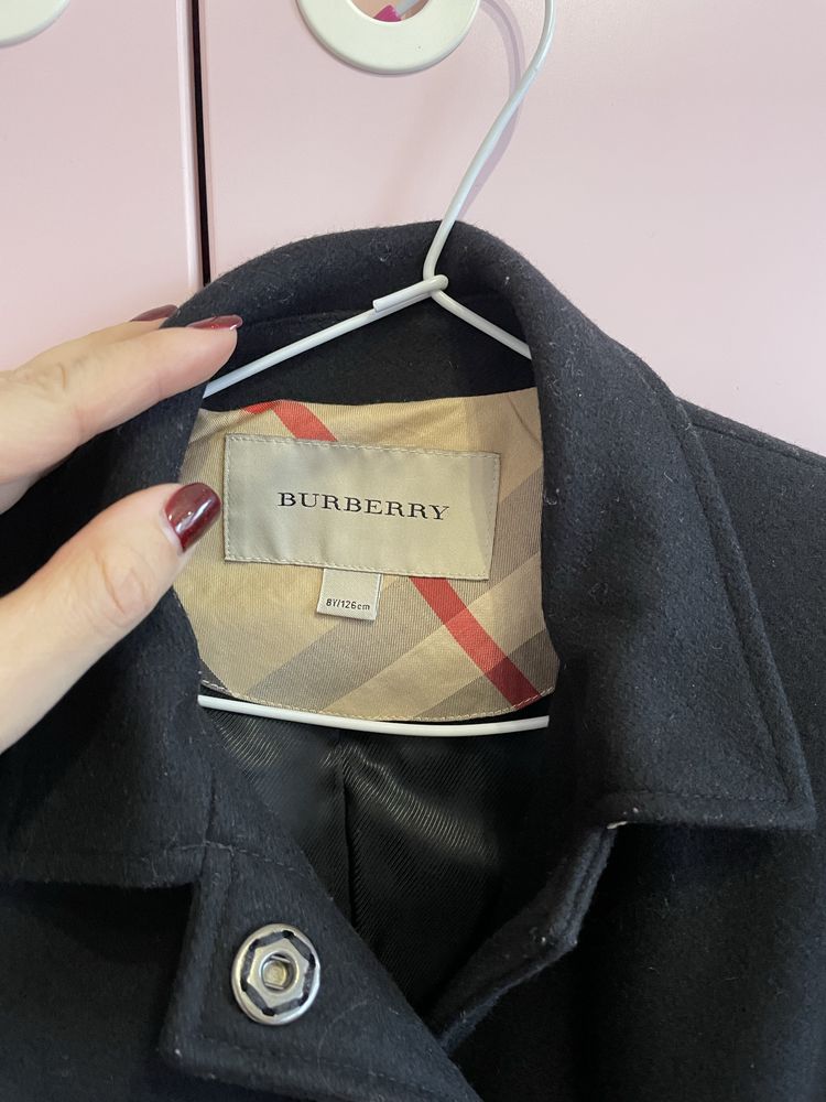 Burberry оригинално детско палто 8г.