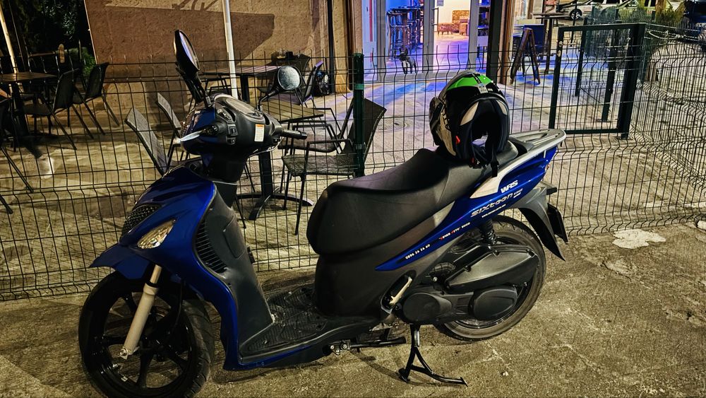 Suzuki sixteen 150