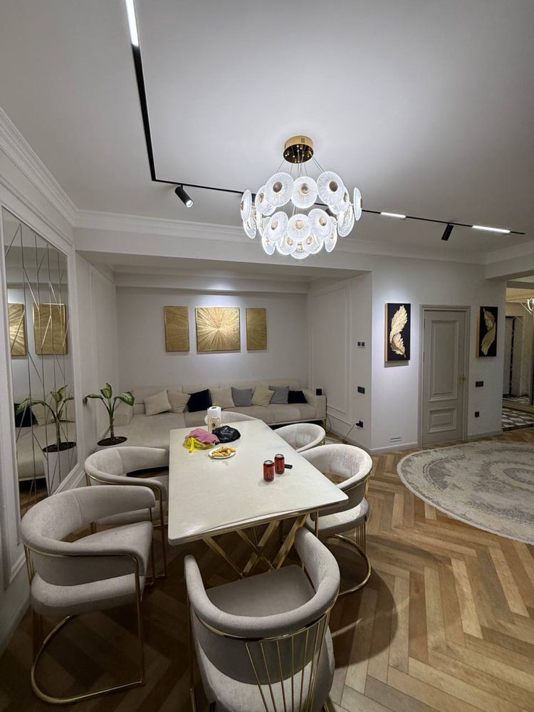 Новастройка евро хайтек 3/4/4 варианть 15000$