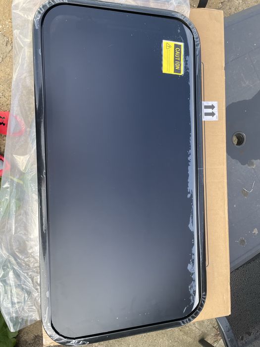 Прозорец на панти RW Compact 900x450 Carbest
