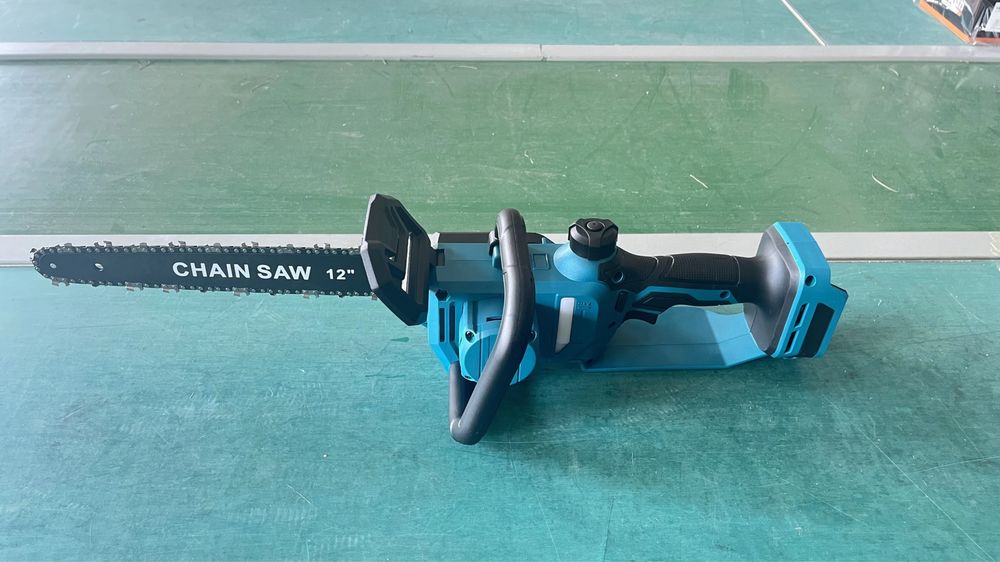 Drujba electrica cu acumulatori - lama 12 inch