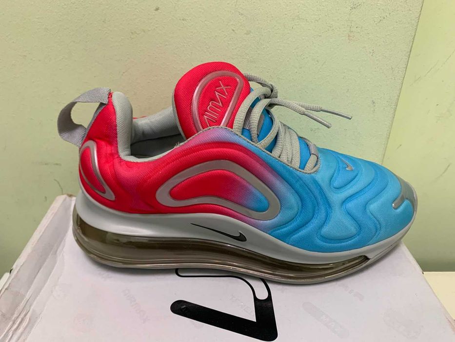 Оригинални дамски дамски маратонки Nike Air Max 720 размер 37
