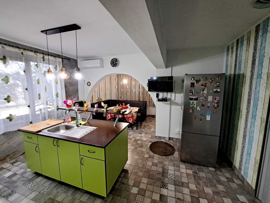 1DECEMBRIE copaceni Ilfov, vila P+1+M+pod ,casă la preț de ap cu 3 cam