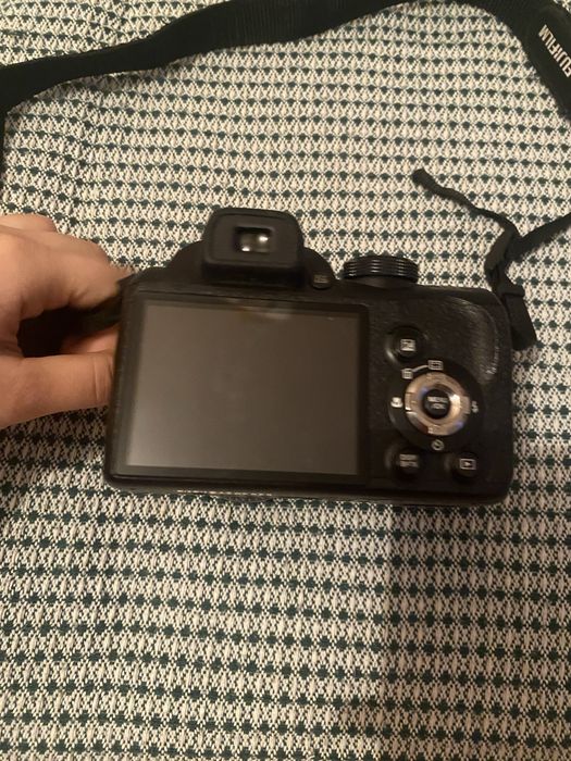 Продам фотоаппарат fujifilm finepix s3300