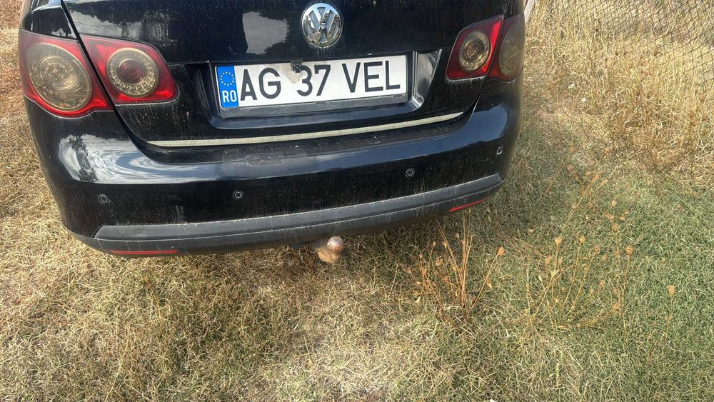Aripa fata stanga/ dreapta Volkswagen Jetta 2.0 FSI BLR 2005-2010