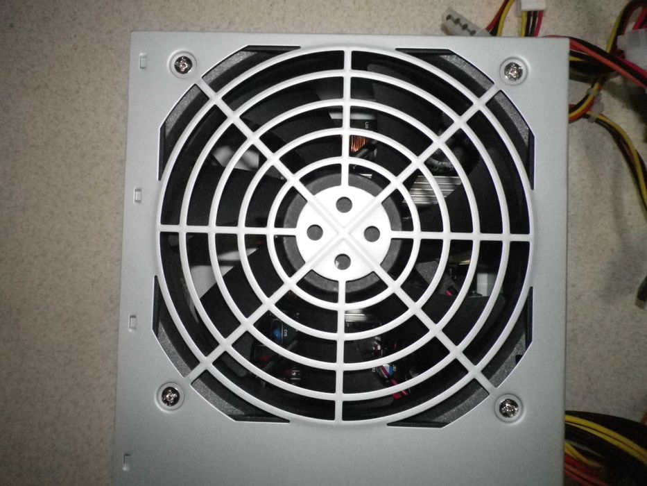 Ново захранване за компютър  Fortron 450W SP500-A