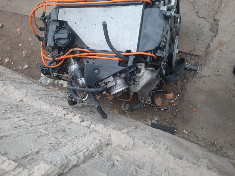 Шарран 2.8 матор