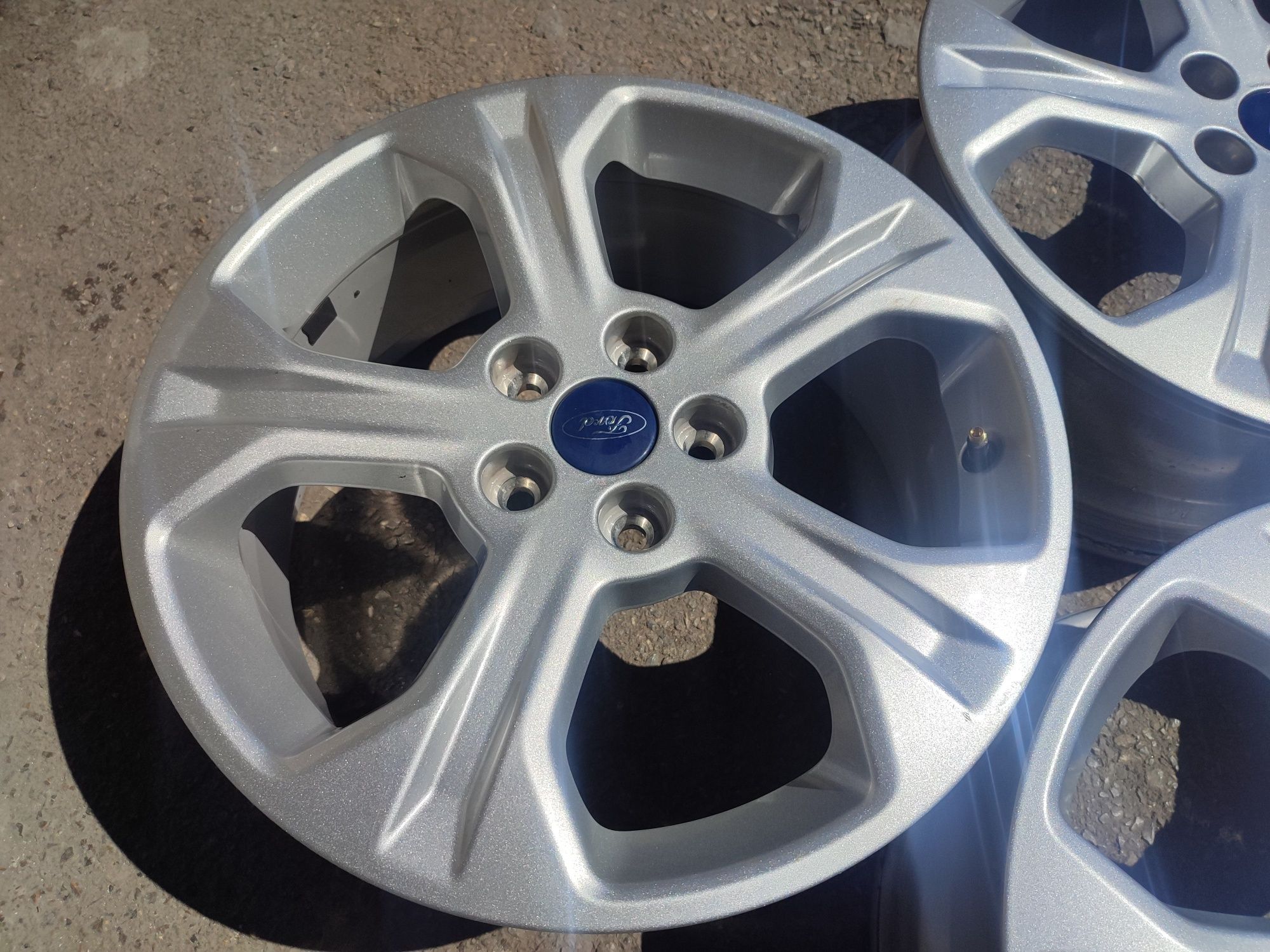 17" оригинални алуминиеви джанти за Ford Kuga/C max/S max...