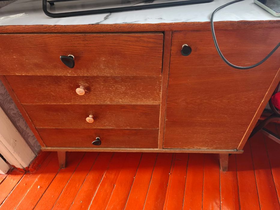 Мына заттар сатылад. Арзан багада. Цена договорная. Ұсталган заттар.