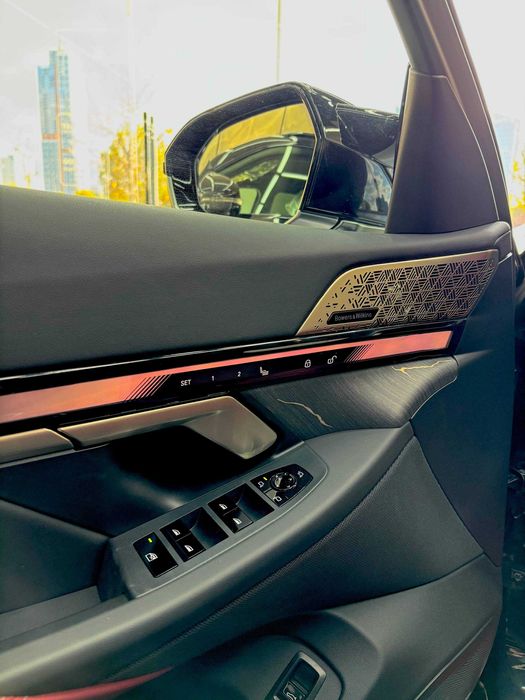 BMW i5 50L M sport sotuvga tayyor srochna