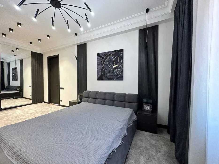 R7 CДАЮ квартиру 2\5\8  на Шота Руставелли! ор-Luminar House