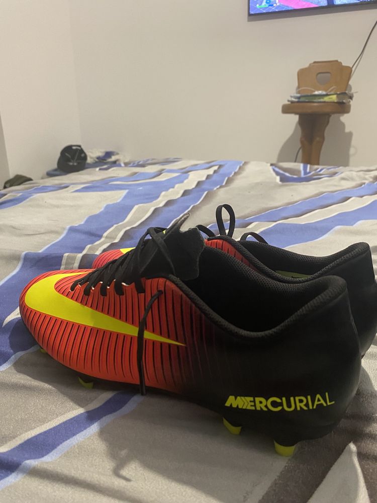 Ghete nike mercurial