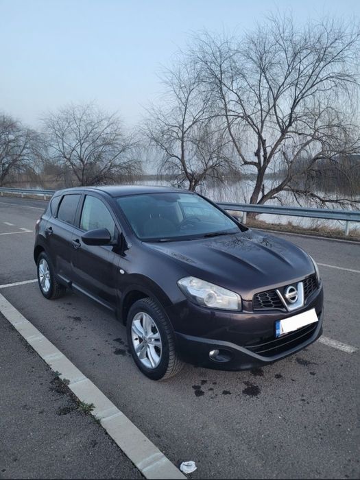 Vând Nissan Qashqai 4wd Automat Carplay Android Auto GPL 4x4