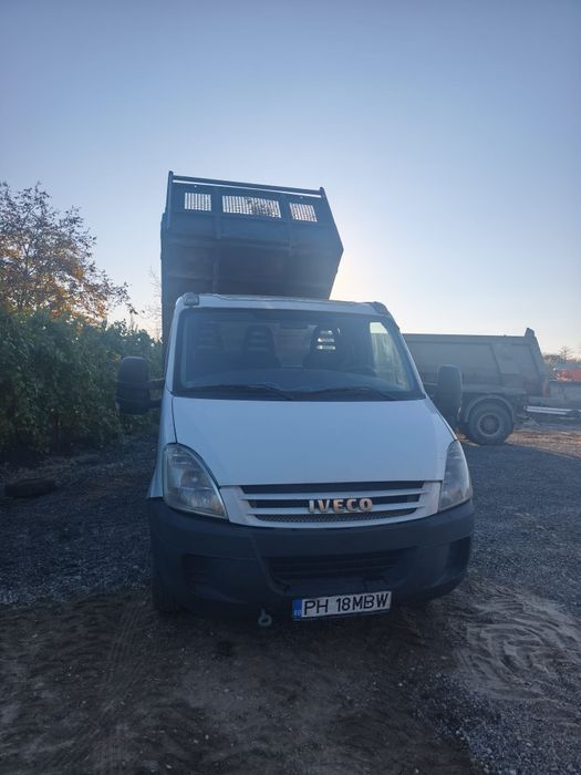 Iveco 35c15 basculabila motor3.0 cu 150 cai bascula se conduce cu b