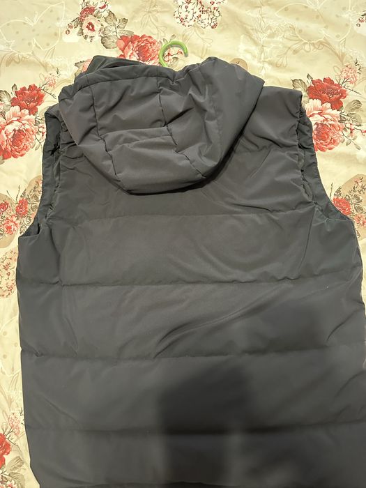 Продавам Мъжки Елек