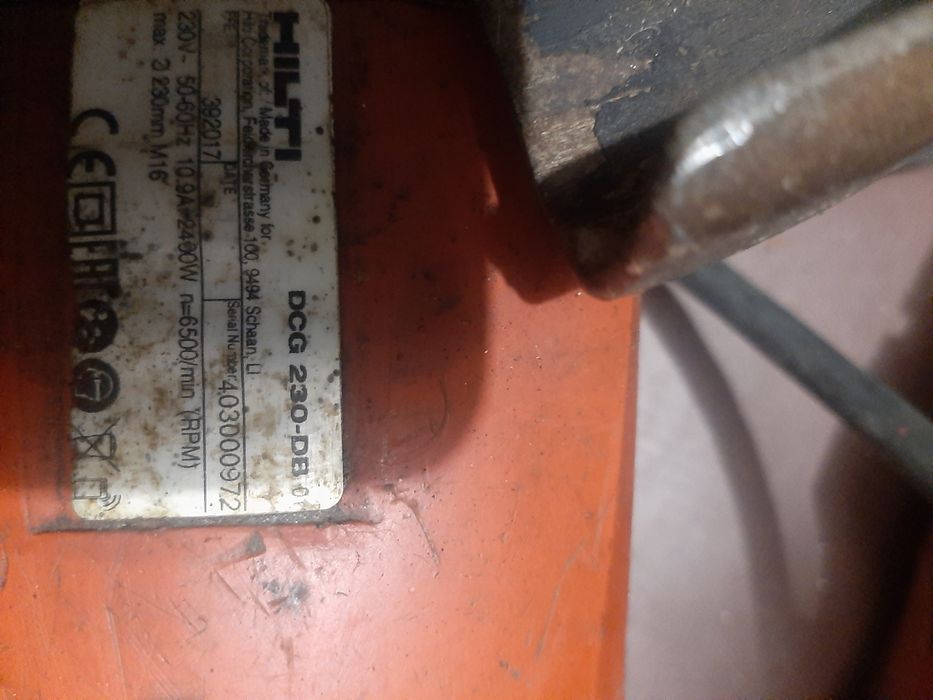 Мощни големи ъглошлайфи