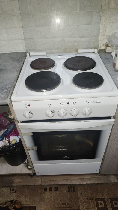 Продам  плиту электрическуюую