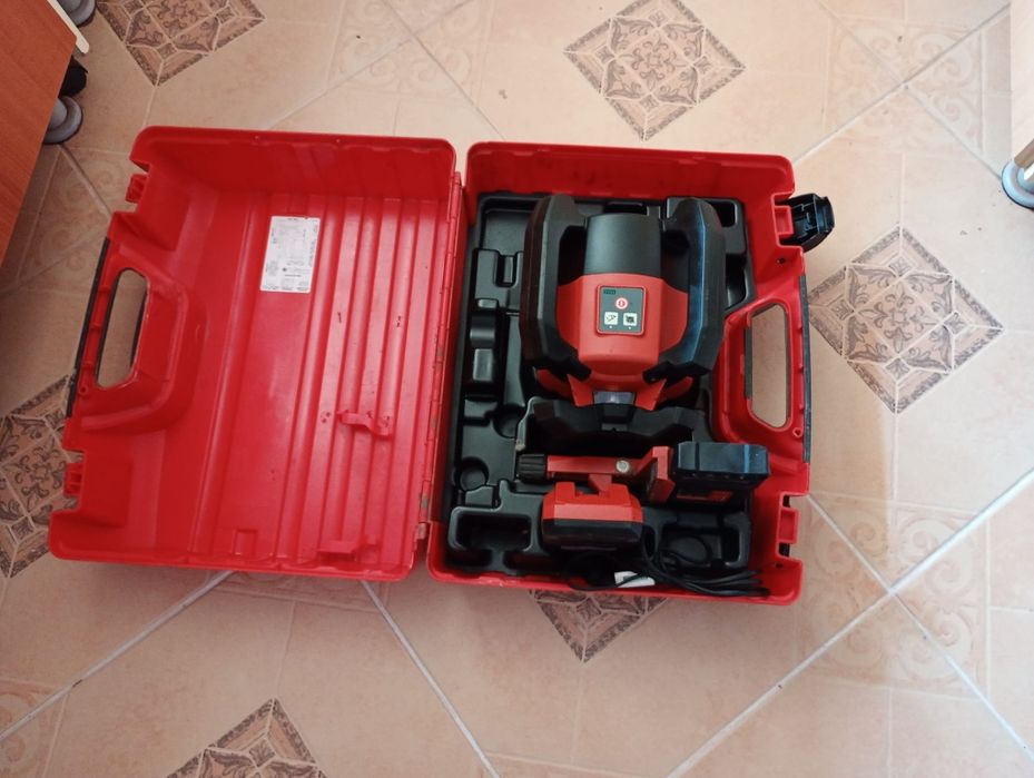 Nivelă laser Hilti PR 2 HS A-12, modelul Nou