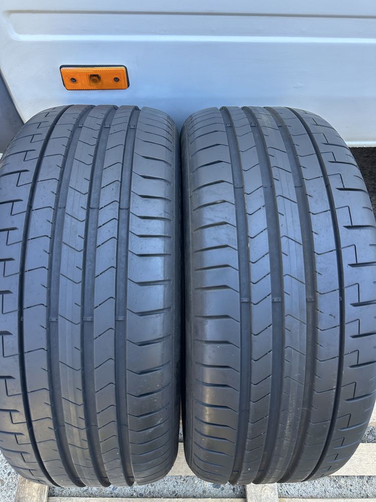 235/45/18 Pirelli dot22