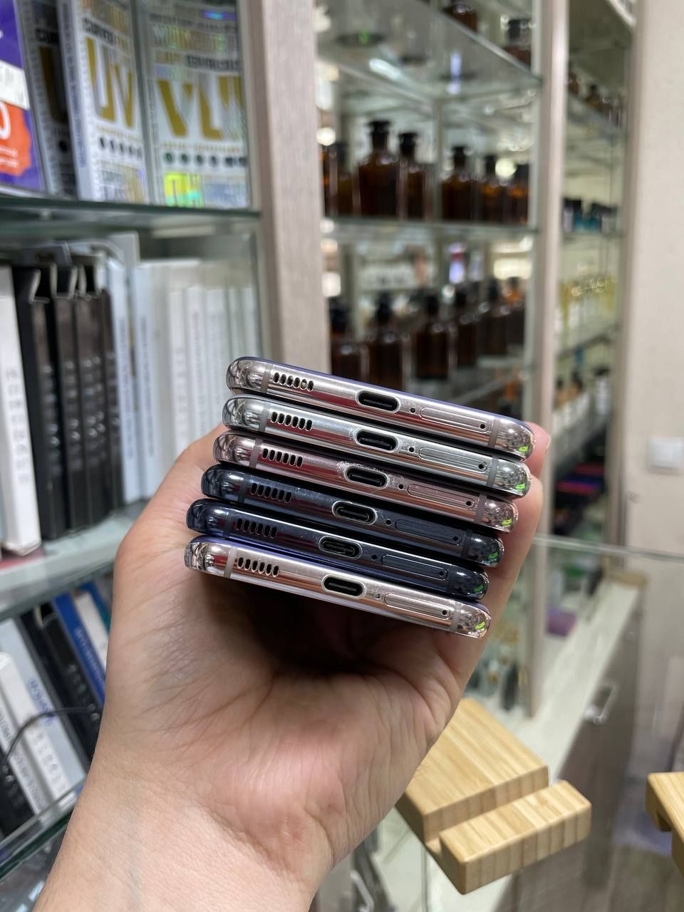 Samsung S21 8/256Gb orginal uzb boylab dastafka bor