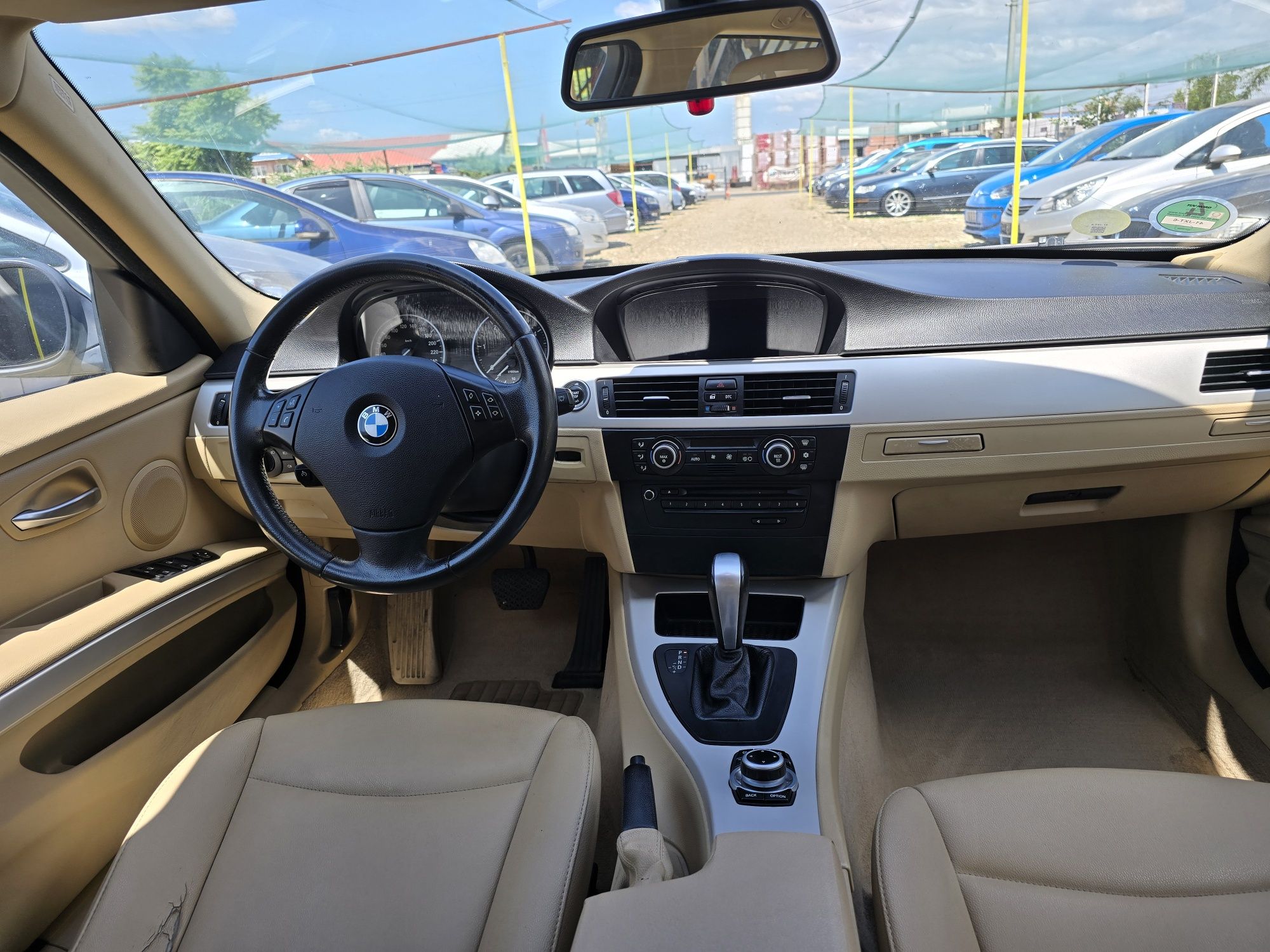 Bmw 320 D Automat fab 2009 E5 RATE/CASH/BUY BACK