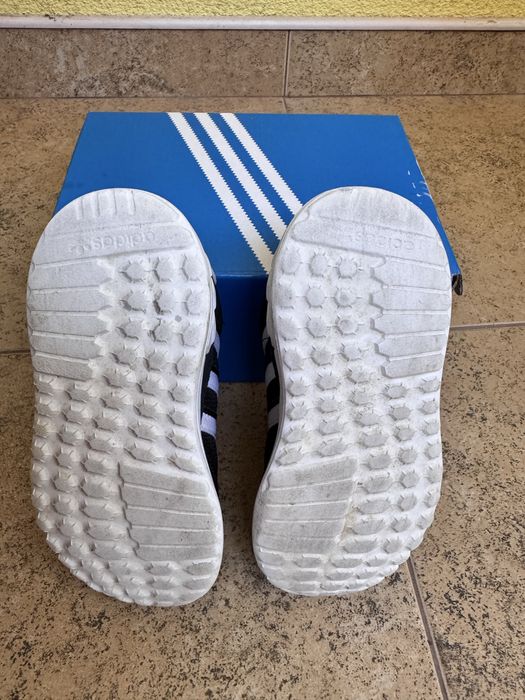 Детски маратонки Adidas la trainer 26