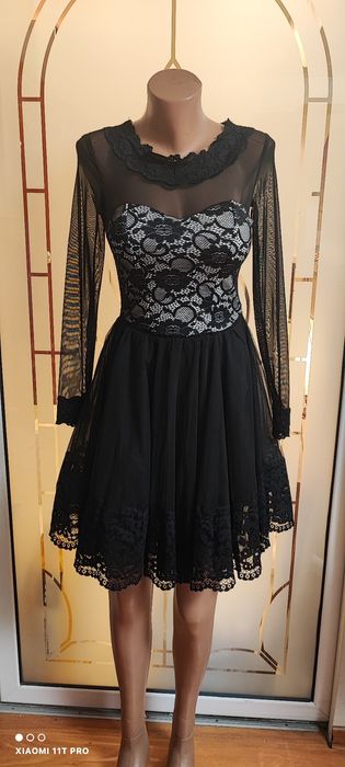 Reducere fulger! Rochie superbă evenimente, M