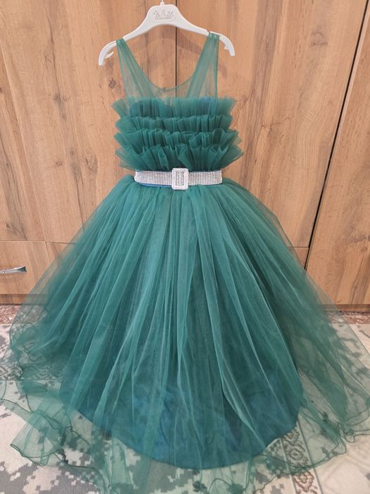 Платья на девочку