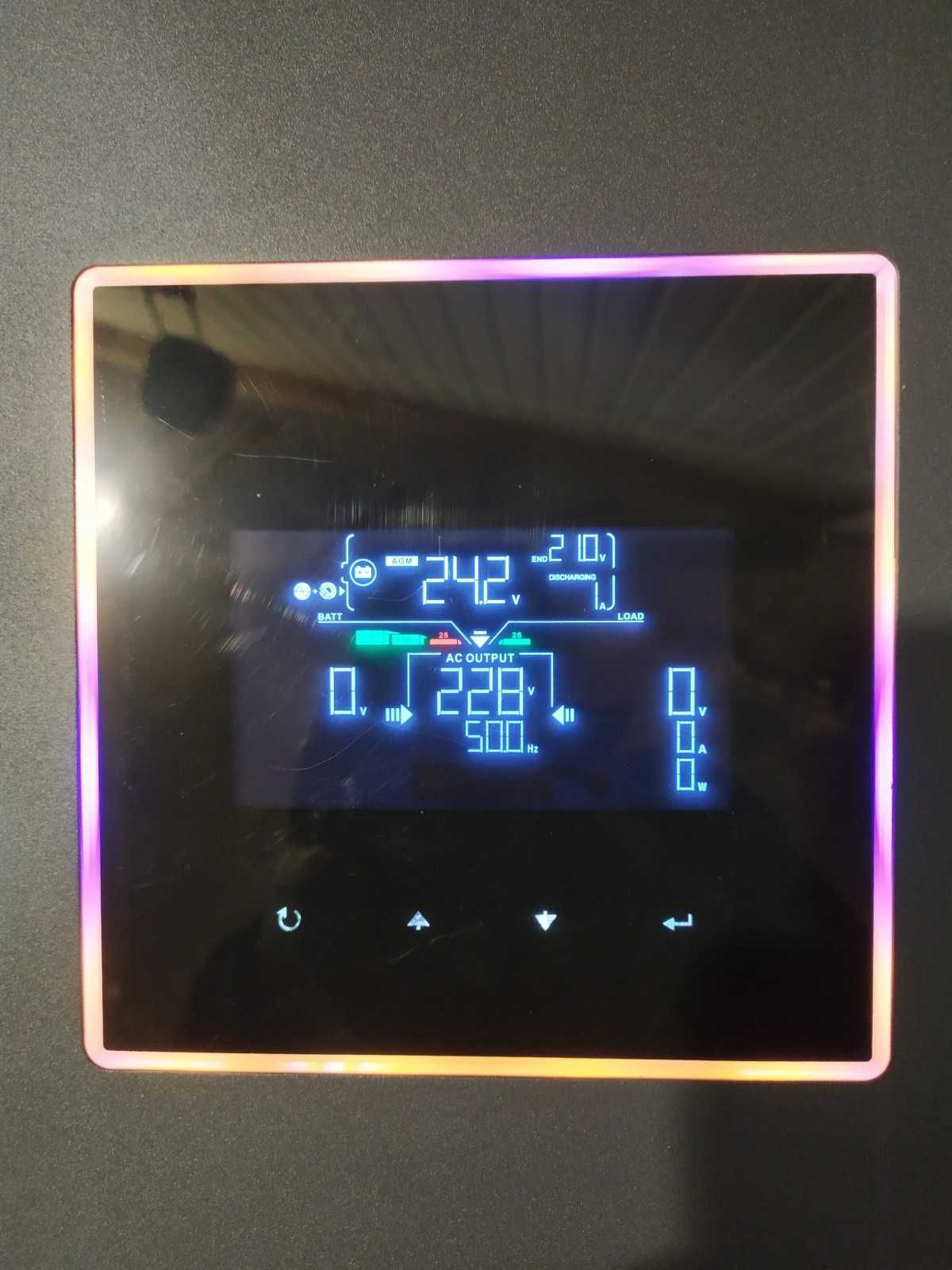 Хибриден MPPT соларен инвертор с цветен тъч скрийн дисплей 5000вата.