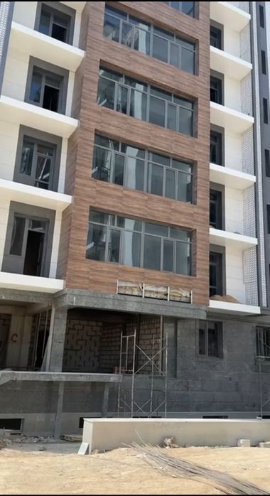 Срочно коробка квартира сотилади