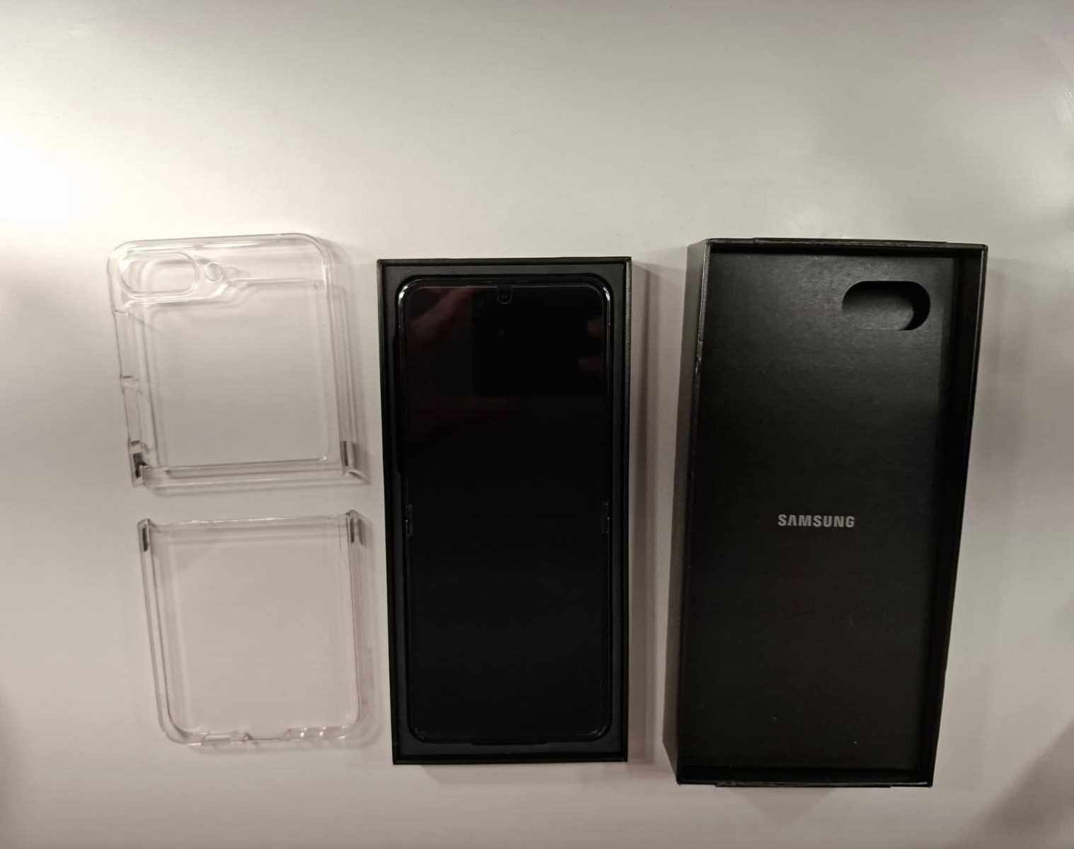 Samsung Galaxy Flip 5 512 GB Graphite в гаранция