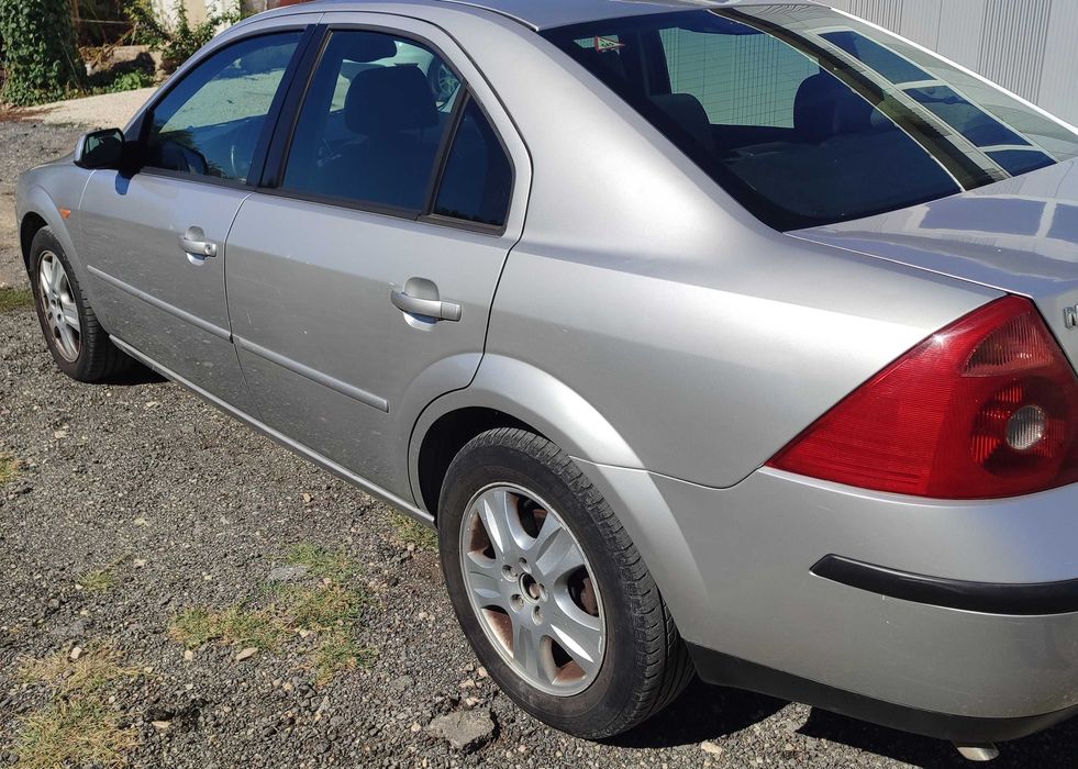 Автомобил Ford Mondeo MK3