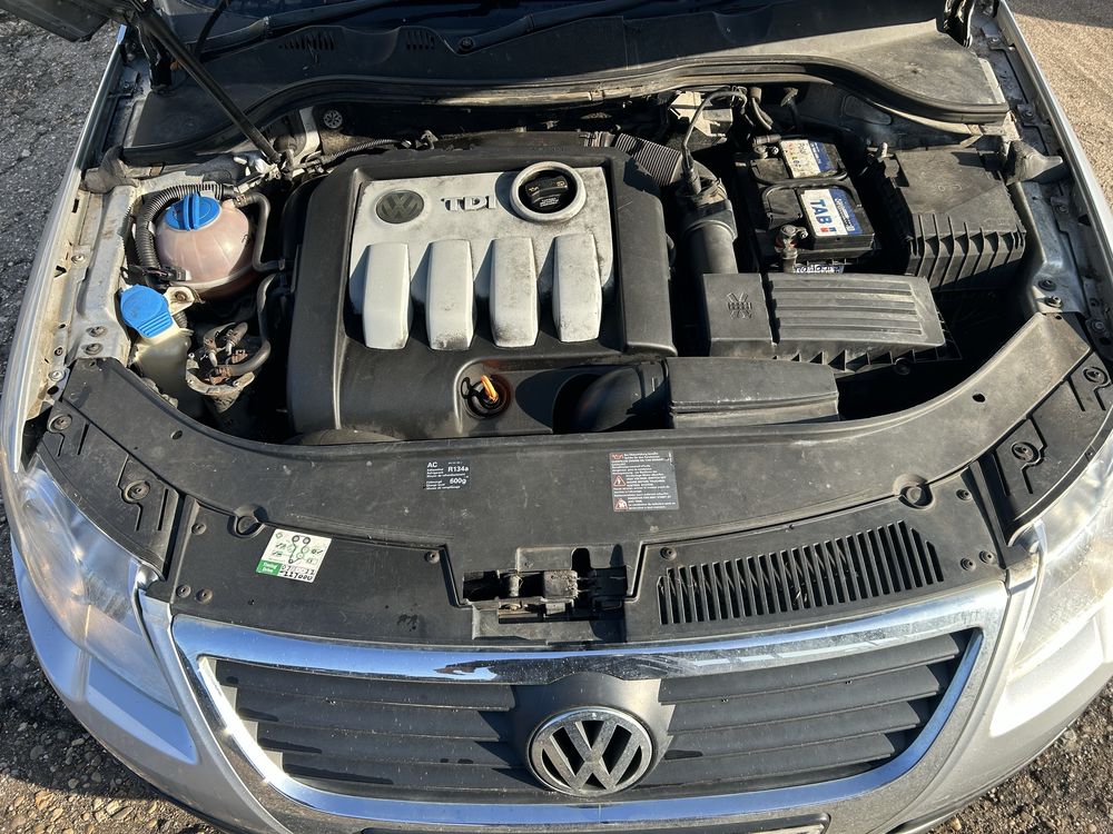 Volkswagen Passat 6 1.9TDI 105кс. BXE 2008г. - НА ЧАСТИ