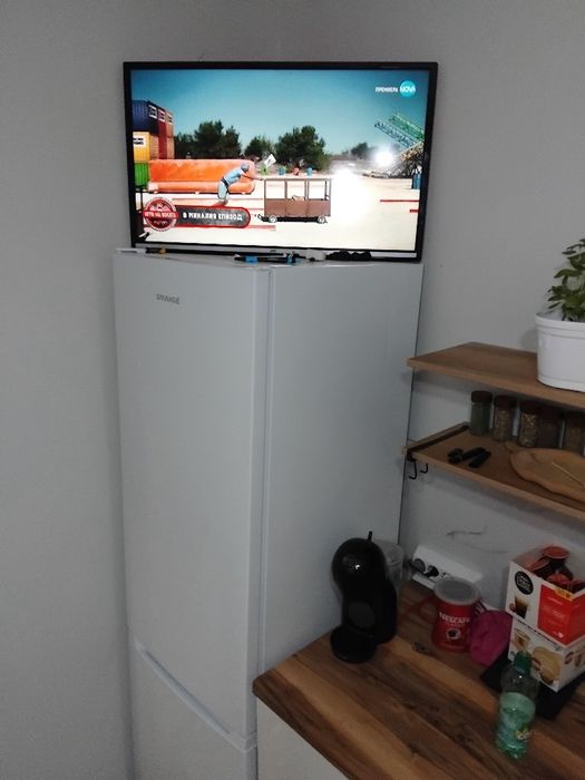 JVC 32 LCD перфектно