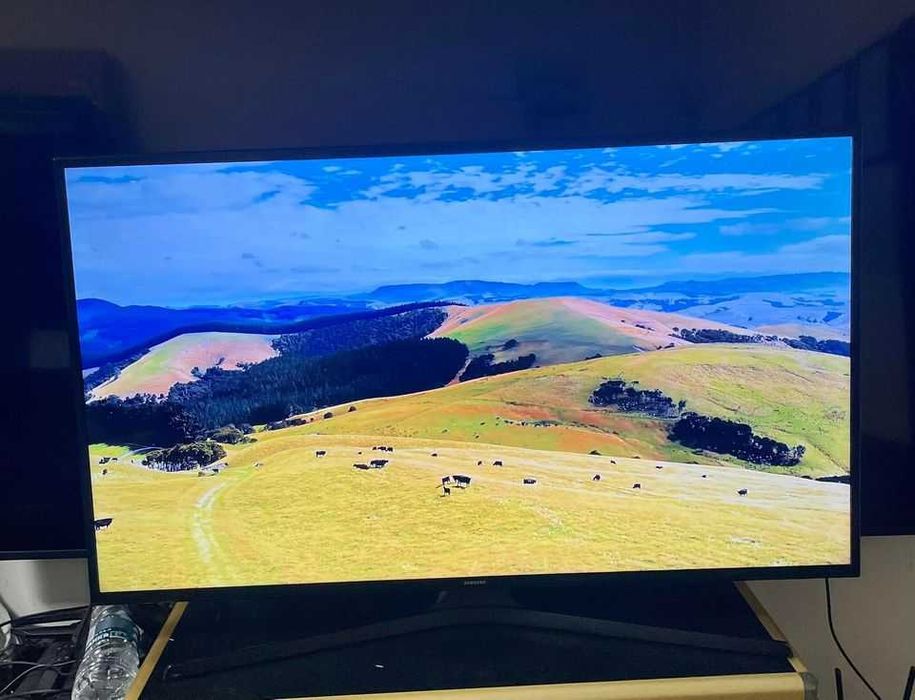 Телевизор Samsung 4k UE48JU6070U