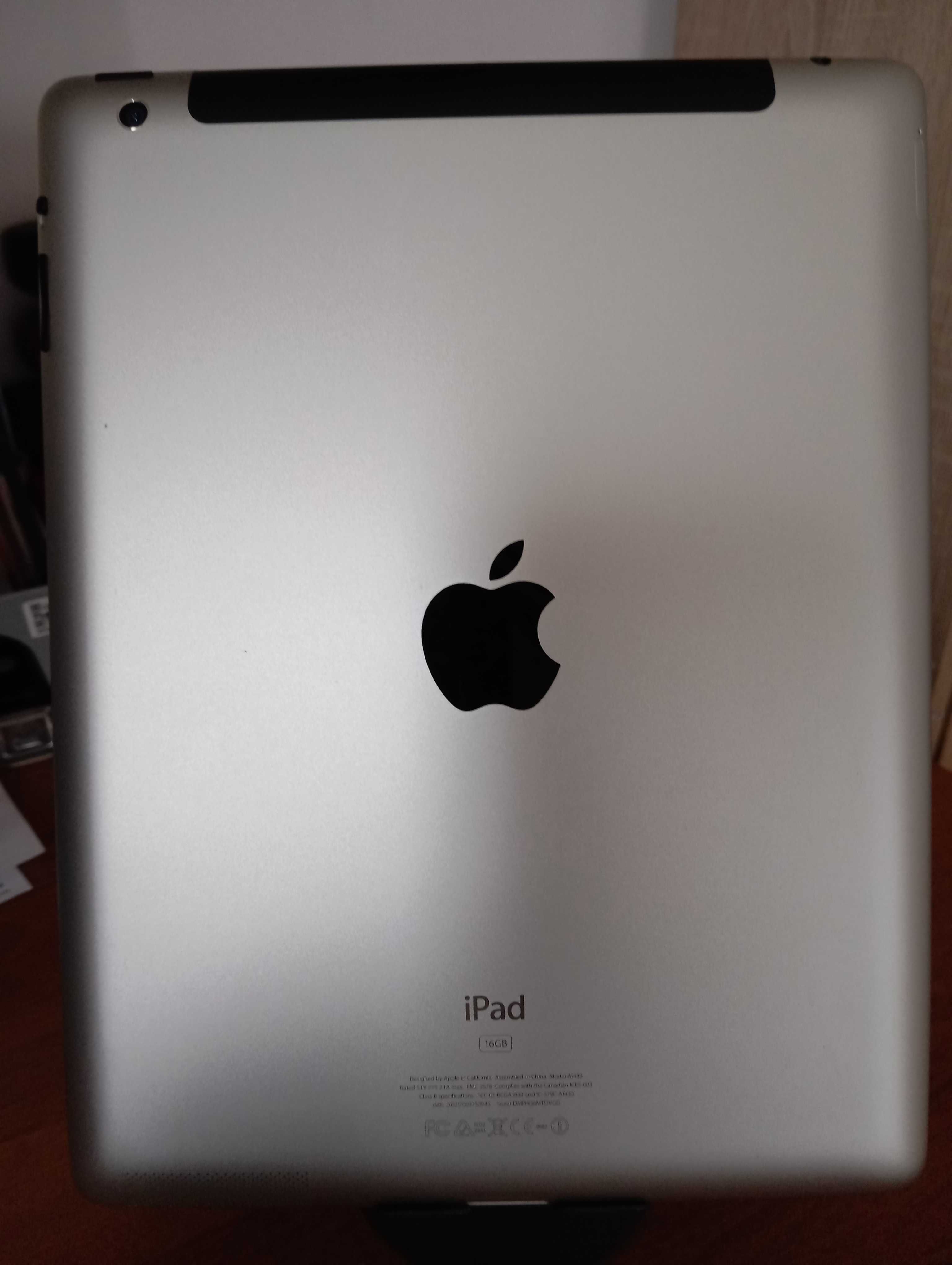 Таблет Apple iPad 3gen  9.7"/16GB+SIM